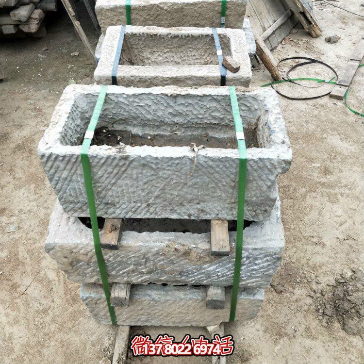 傳統(tǒng)工藝雕刻大理石擺件，點綴老石槽庭院造景