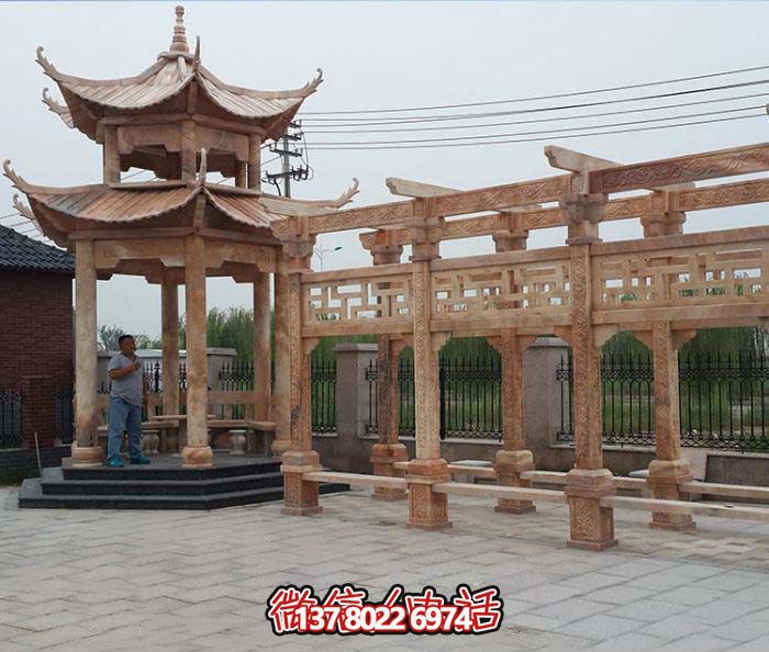 美麗的花崗巖長廊，沐浴在精致的雕刻藝術中