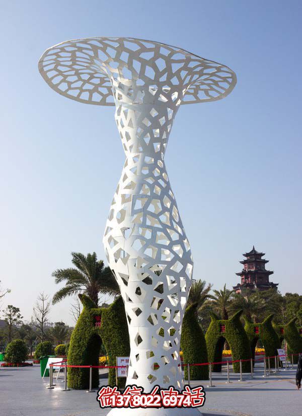 “不銹鋼雕塑花瓶，為你的園林觀光廣場增添創意色彩”