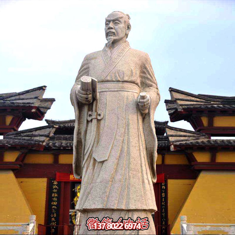 廣場(chǎng)學(xué)?；▓@砂巖石戰(zhàn)國時(shí)期思想家孟子雕塑像