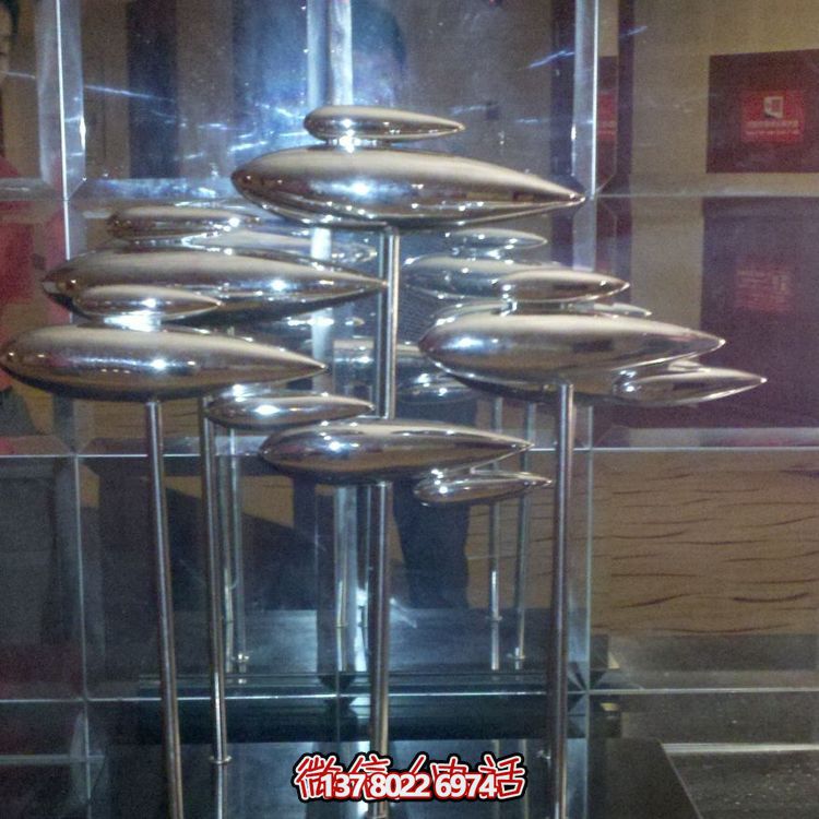 室內售樓部不銹鋼鏡面創(chuàng)意抽象魚雕塑